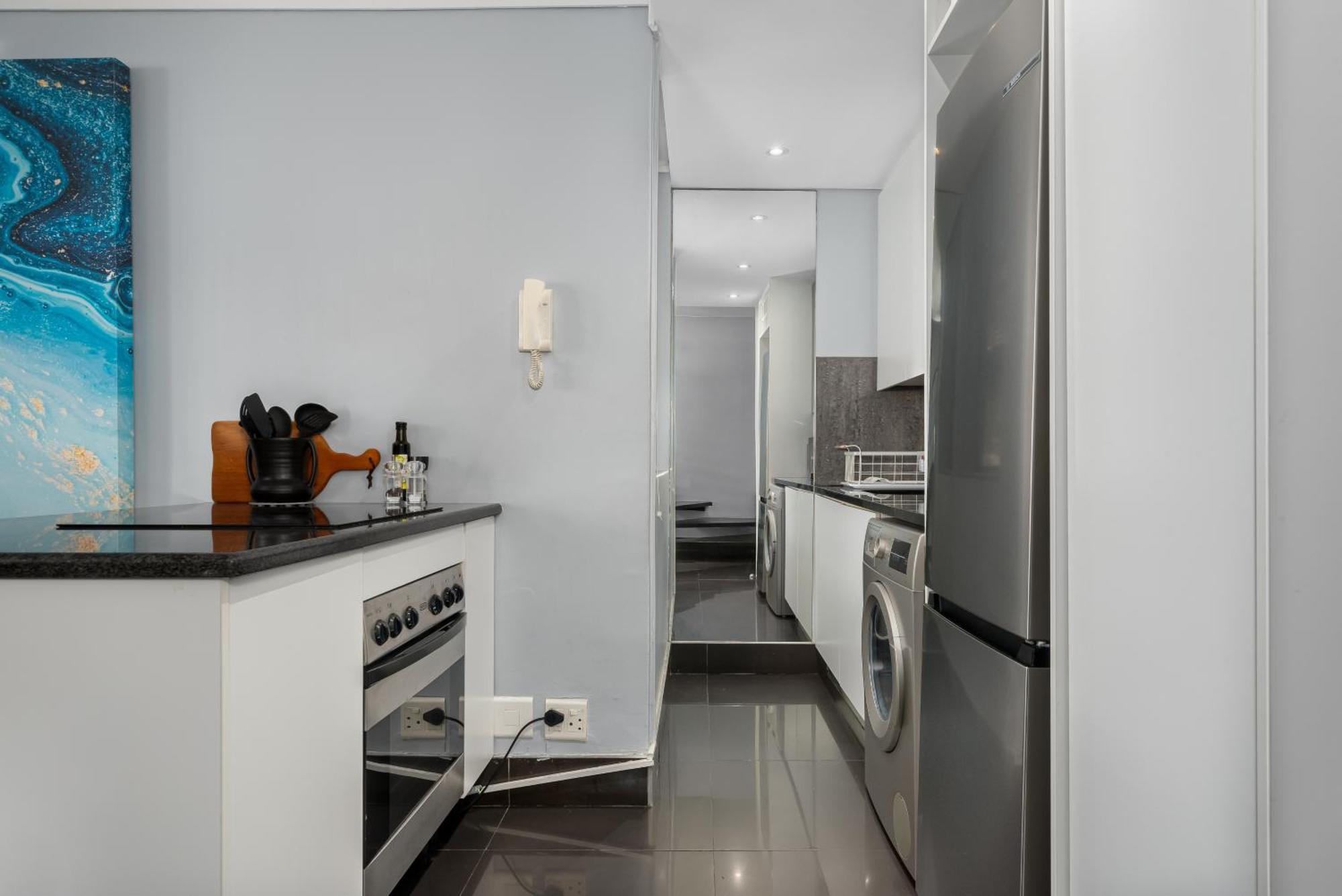 Adderley Terraces K03 *